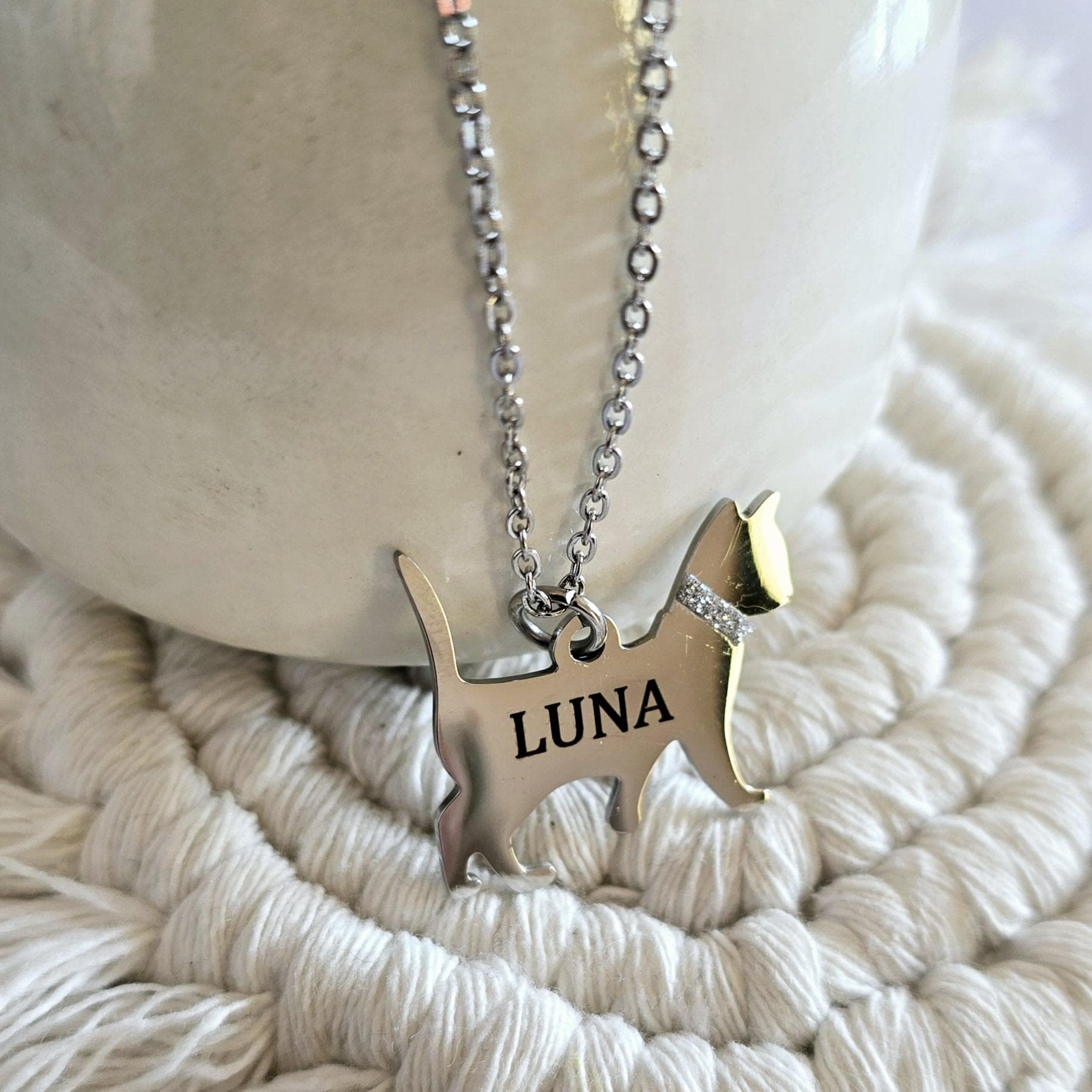 Cat loss Personalized Cat Necklace in Silver Stainless Steel , personalized Gift for Cat Lovers , Pet Loss Gift , Cat Mom keepsake gift